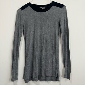 Vince Womens Tunic T-Shirt Top Blouse Size M Gray Black Long Sleeve Silk Trim